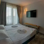 Goldensands Апартамент *